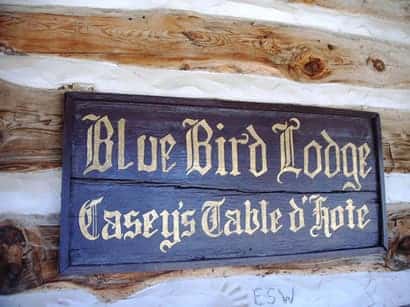 Bluebird Lodge sign